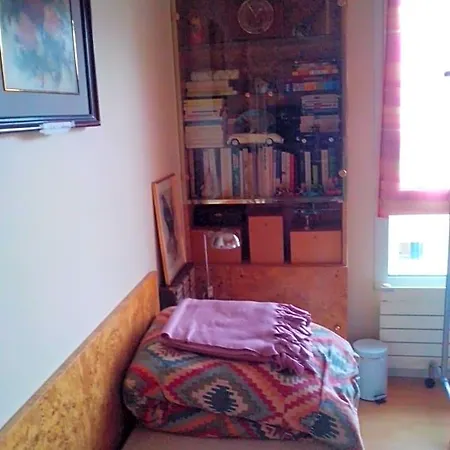 Chambres D'hotes Issy-paris Bed & Breakfast *