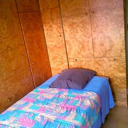 Chambres D'hotes Issy-paris Bed & Breakfast
