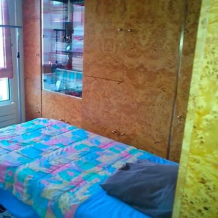 Chambres D'hotes Issy-paris Bed & Breakfast