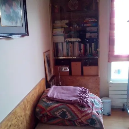 D'hôtes Issy-paris Alojamento de Acomodação e Pequeno-almoço